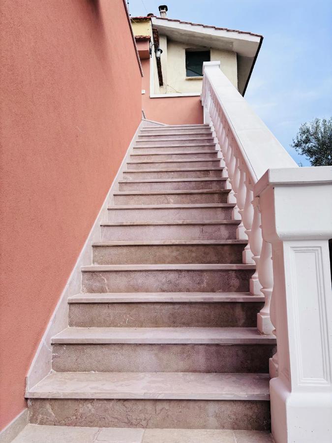 Villa Raffaele Трани Экстерьер фото